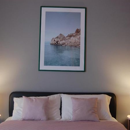 Dimora 81 Bed & Breakfast Syracuse Ngoại thất bức ảnh